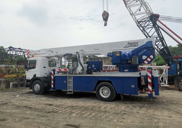 SCANIA BRONTO S43 MDT